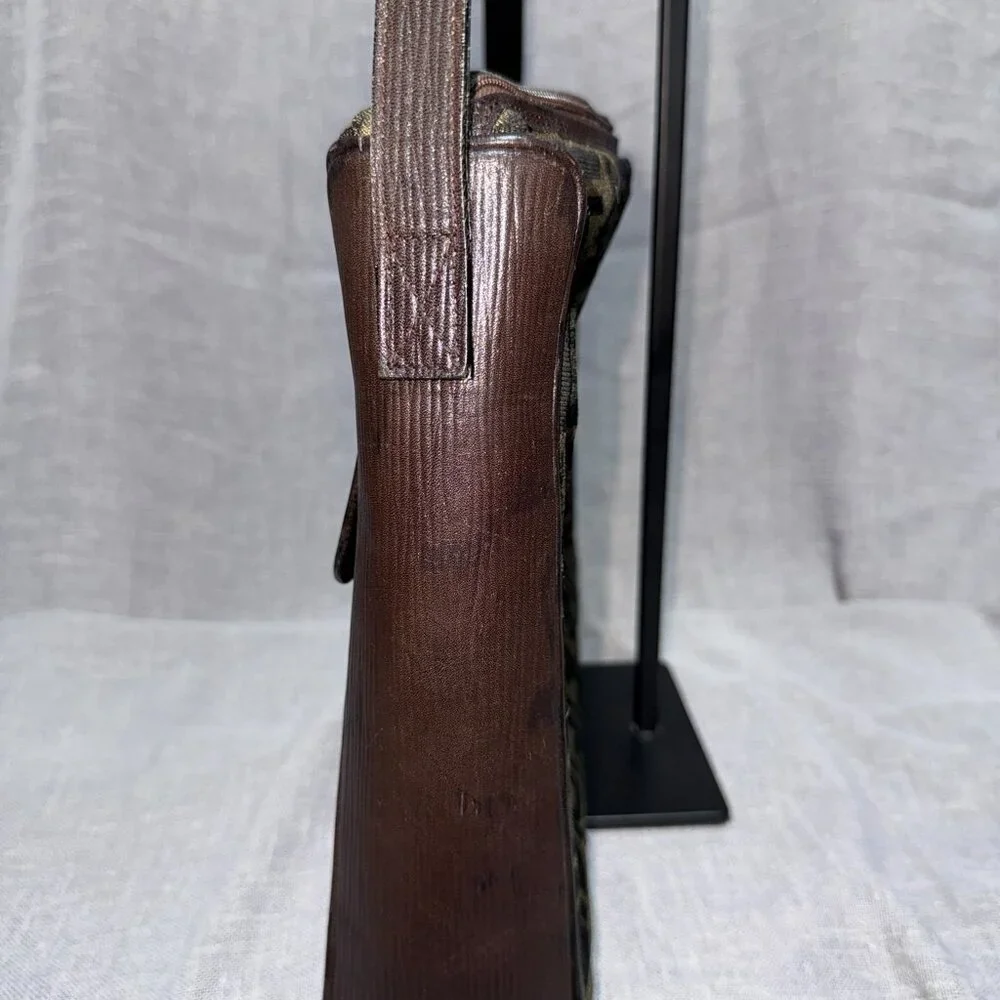 **Authentic** Fendi Messenger Bag - Picture 2 of 10